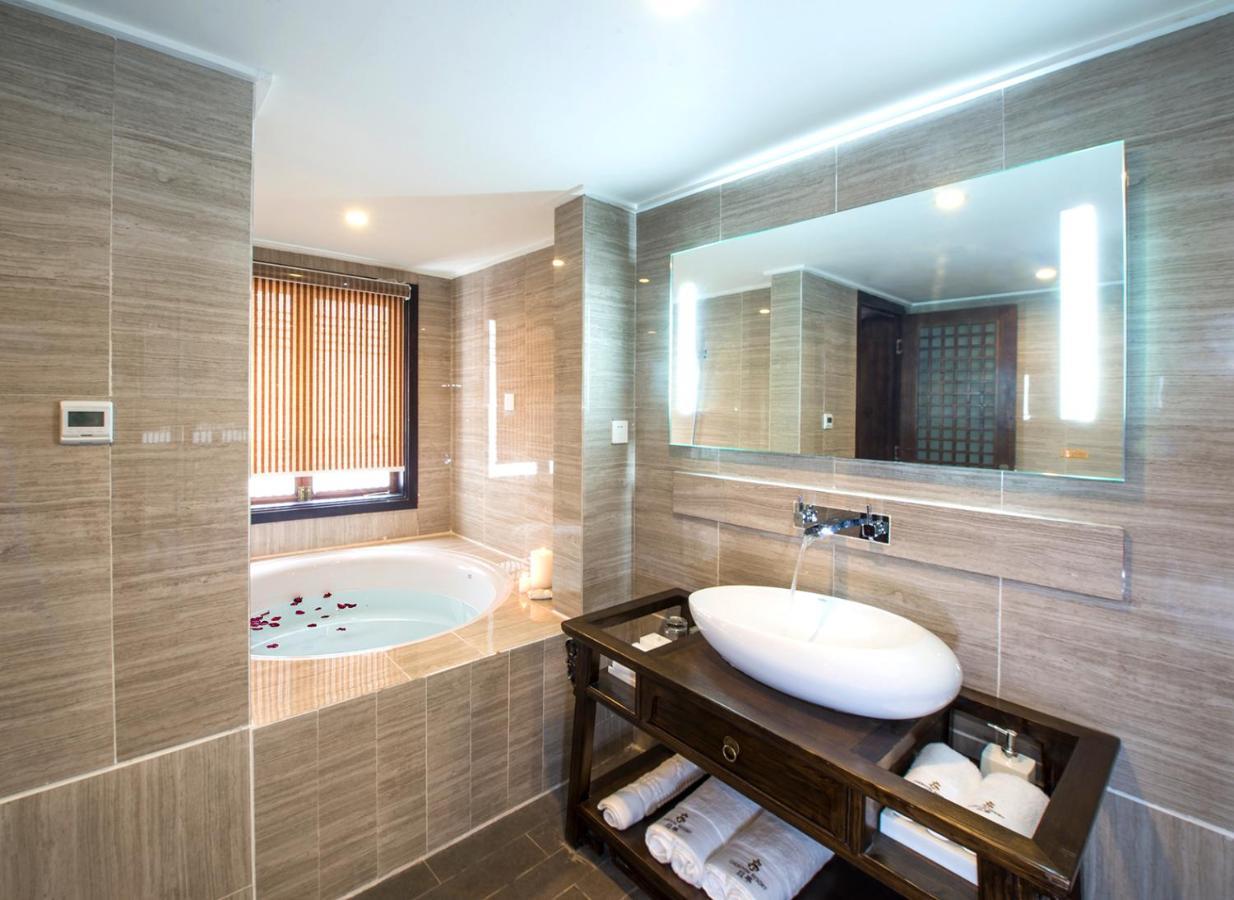 Lijiang Cheriton Hotel Extérieur photo